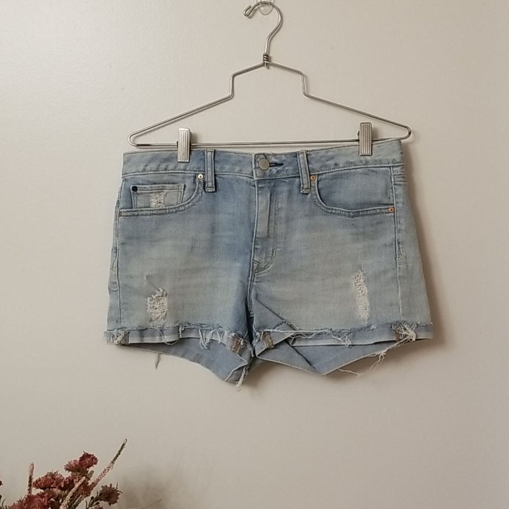 Gap light wash destroy denim shorts